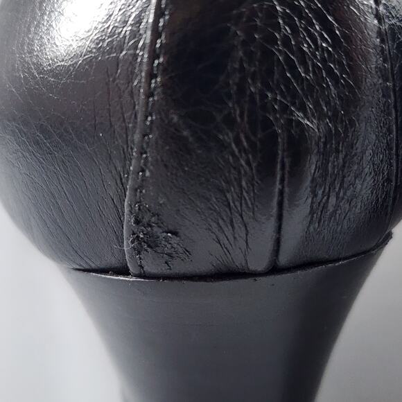 Fendi Black Leather Wedge Pumps Gold Logo Accent - IT Size 40 - US Size 10 - Picture 13 of 13